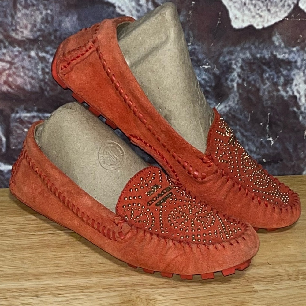 COACH Alana Driving Loafers Coral Moccasin Gold Embellished Cushioned Shoes 6.5B